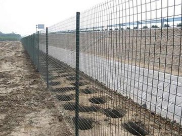 圈山地護欄網 圈山地護欄網