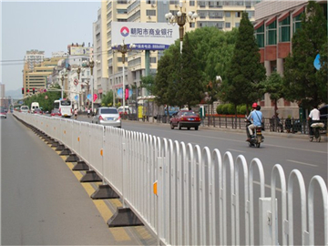 市政護欄 (3) 市政護欄 (3)